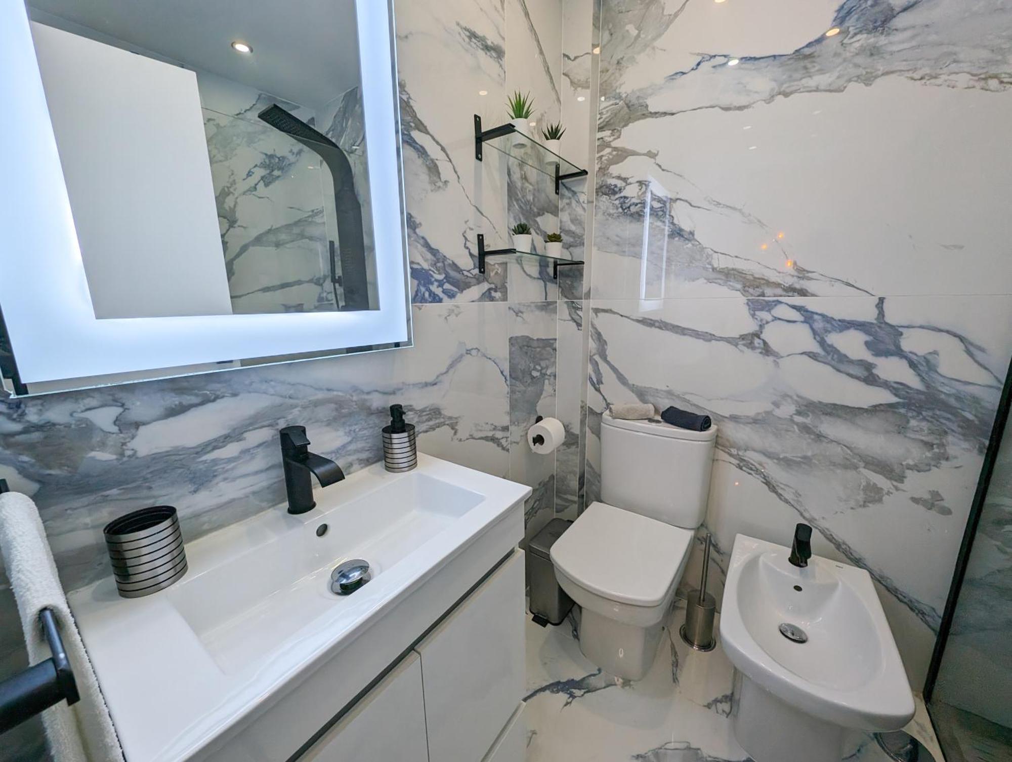 2 Room Condo - 5 Mins From Costa Da Caparica Beach & Bars 外观 照片